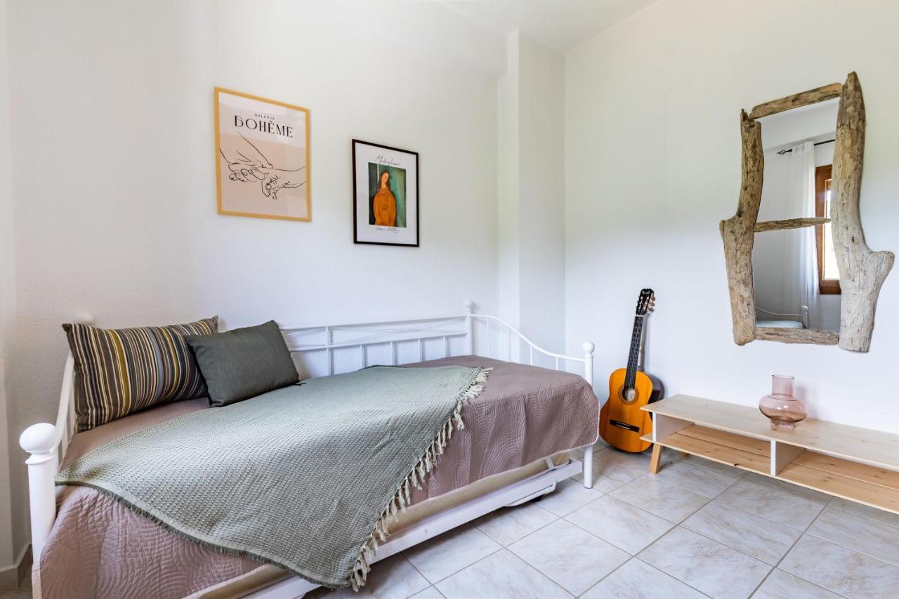 Giasemi Apartments Skopelos Town Bagian luar foto