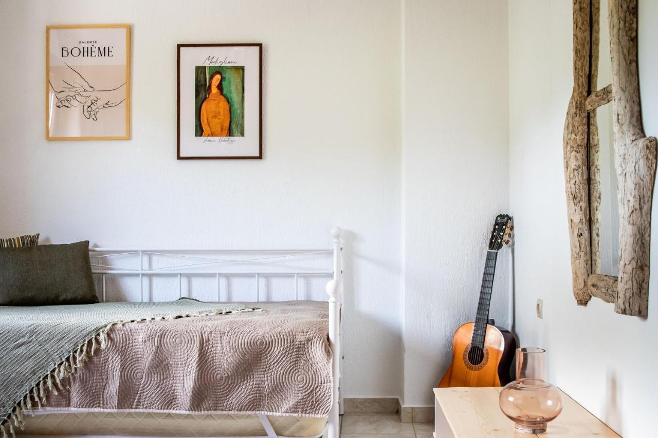 Giasemi Apartments Skopelos Town Bagian luar foto