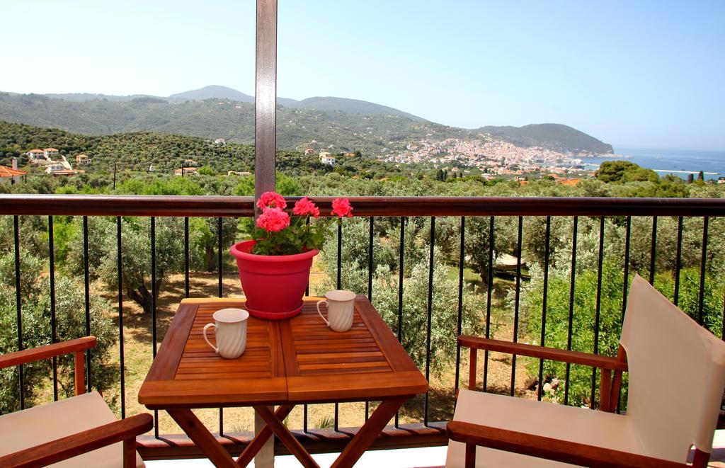 Giasemi Apartments Skopelos Town Bagian luar foto